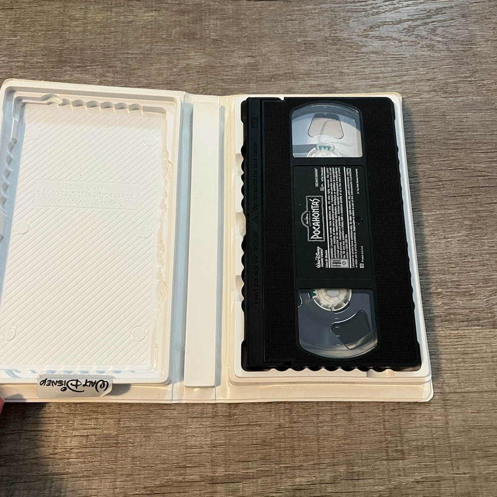 Disney VHS Pochahontas - Picture 3 of 3